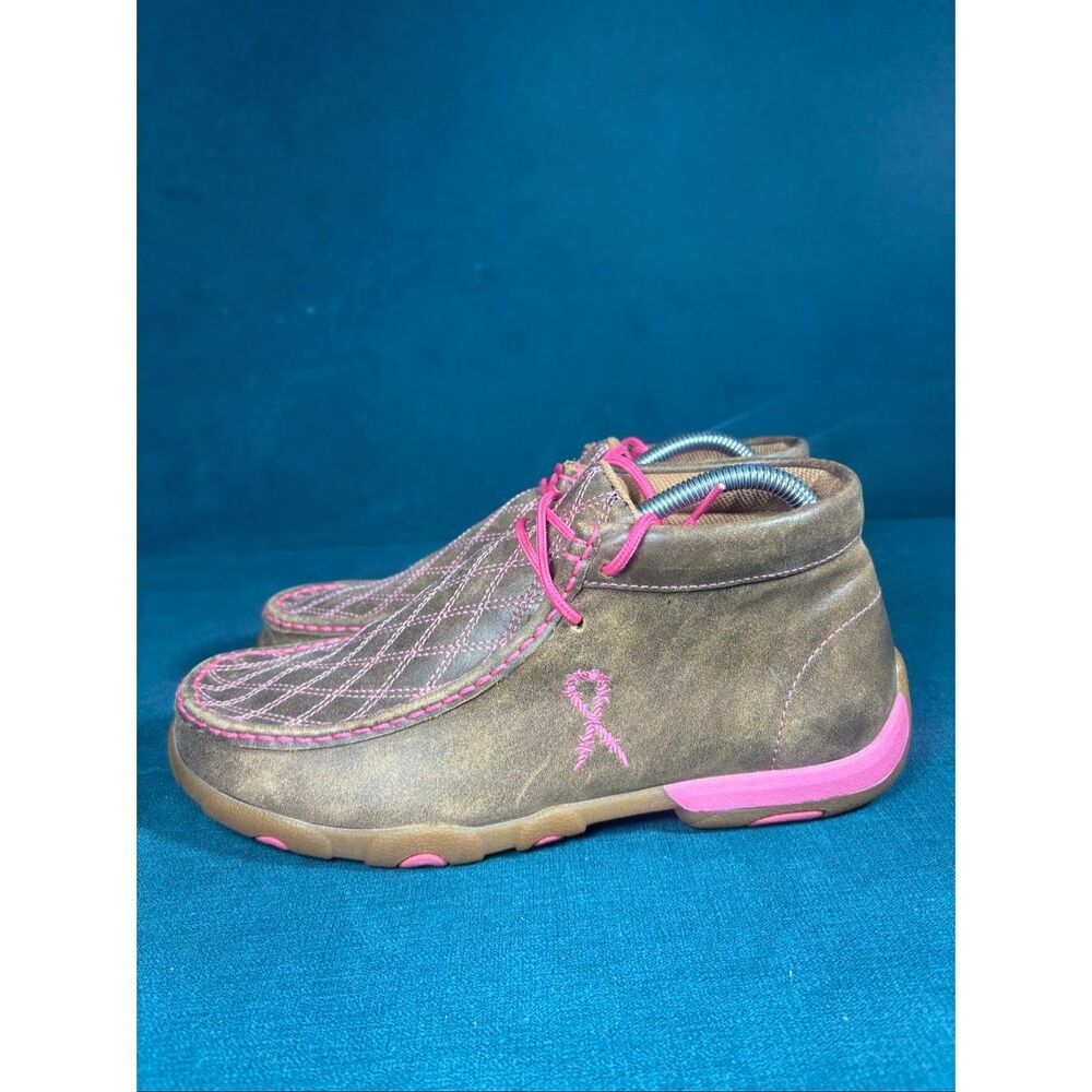 Twisted X Breast Cancer Awareness Chukka Driving Moc Bomber Neon Pink Women’s9.5
